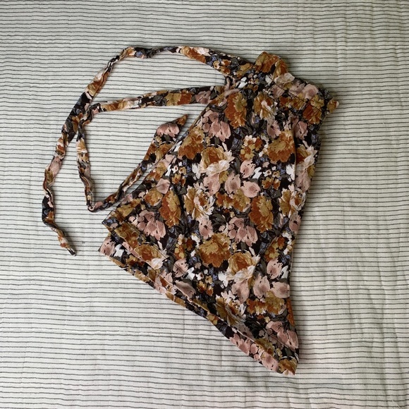 Floral Shorts - Picture 3 of 3